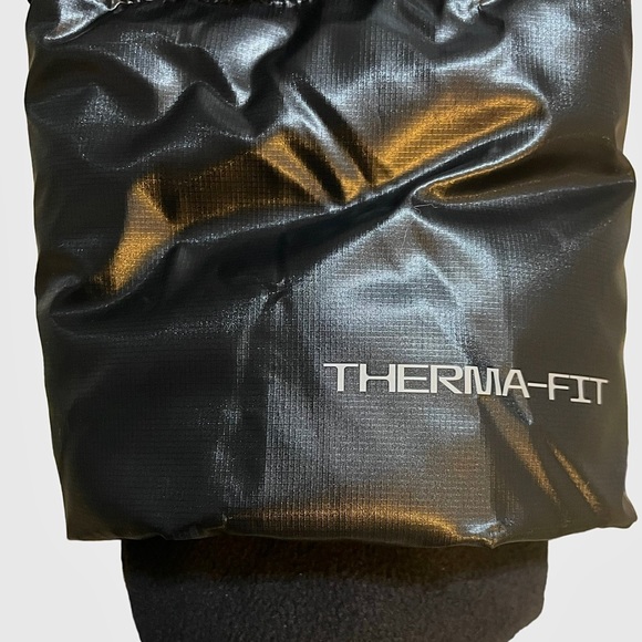 • Nike Sportswear Therma-FIT City Series Black Down Puffer Parka Coat - Picture 7 of 12